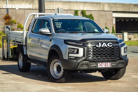 Silver 2026 JAC T9 Dual Cab Chassis Tradepro (4X4)
