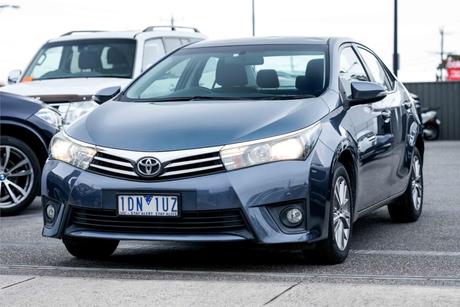Grey 2014 Toyota Corolla Sedan Sx