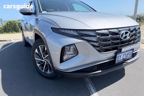 Silver 2022 Hyundai Tucson Wagon Elite (Awd)