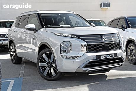 White 2025 Mitsubishi Outlander Wagon Phev Exceed Tour 5 Seat (Awd)