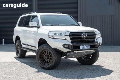 White 2016 Toyota Landcruiser Wagon Sahara (4X4)
