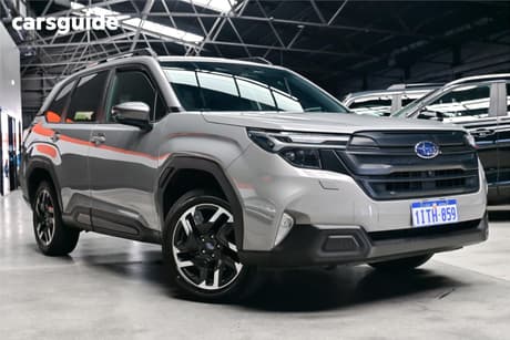 Grey 2025 Subaru Forester Wagon 2.5I (Awd)