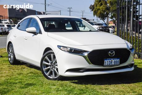 White 2023 Mazda 3 Sedan G20 Evolve