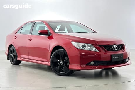 Red 2016 Toyota Aurion Sedan Sportivo