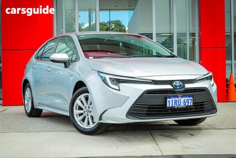 Silver 2025 Toyota Corolla Hatchback Sx Hybrid