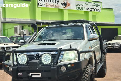 Silver 2013 Toyota Hilux Dual Cab Pick-up Sr (4X4)