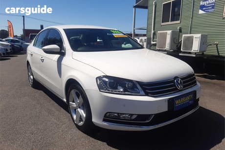White 2014 Volkswagen Passat Sedan 118 Tsi