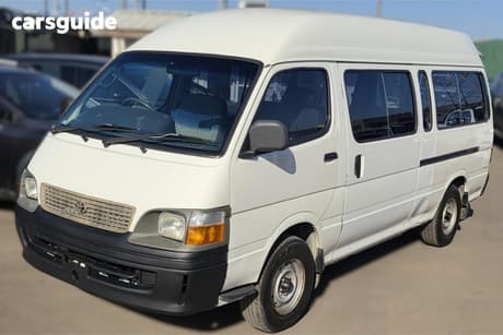White 2003 Toyota HiAce Bus Commuter