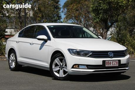 White 2015 Volkswagen Passat Sedan 132 Tsi
