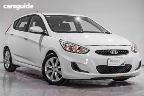 White 2017 Hyundai Accent Hatchback Sport