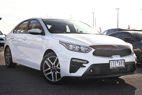 White 2019 Kia Cerato Sedan Sport+ Safety Pack