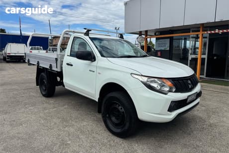White 2016 Mitsubishi Triton Cab Chassis Glx