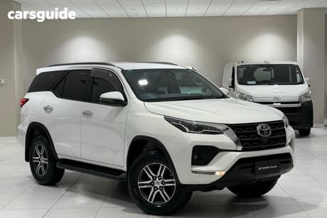White 2021 Toyota Fortuner Wagon Gxl
