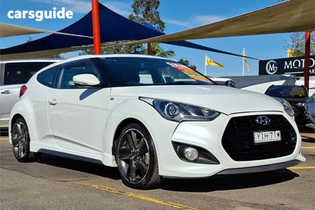 White 2014 Hyundai Veloster Coupe Sr Turbo