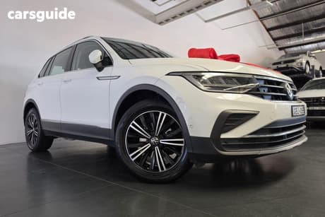 White 2022 Volkswagen Tiguan Wagon 110Tsi Life