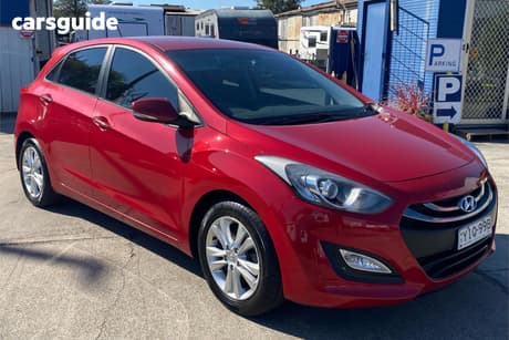 Red 2014 Hyundai I30 Hatchback Trophy