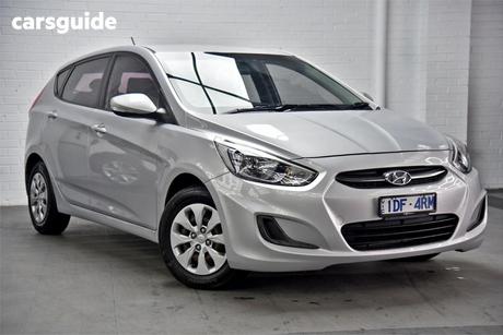 Silver 2015 Hyundai Accent Hatchback Active