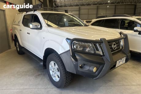 White 2019 Nissan Navara Dual Cab Pick-up St (4X4)