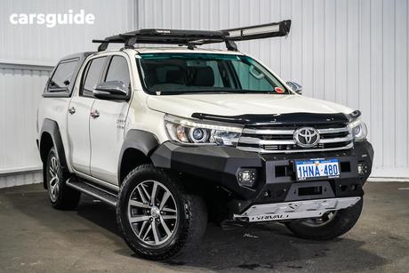 White 2017 Toyota Hilux Dual Cab Utility Sr5 (4X4)