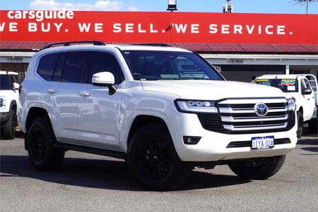 White 2026 Toyota Landcruiser Wagon Lc300 Vx (4X4)