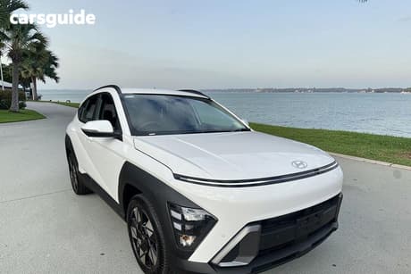 White 2026 Hyundai Kona Wagon Hybrid Elite