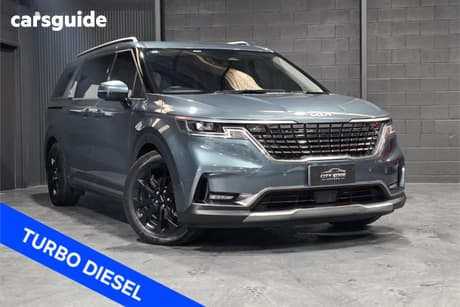Blue 2023 Kia Carnival Wagon Special Edition