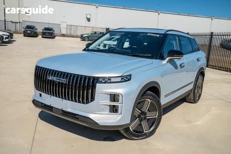 Silver 2026 Jaecoo J7 Wagon Shs Summit (Fwd)