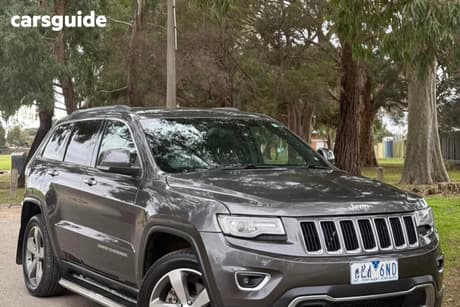 Grey 2015 Jeep Grand Cherokee SUV