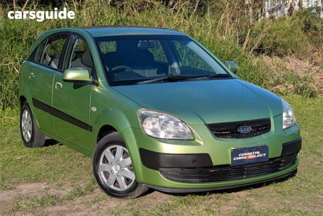 Green 2007 Kia RIO Hatchback Sports