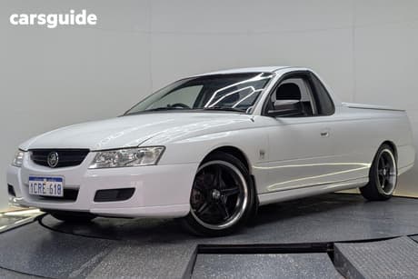 White 2005 Holden UTE Ute Tray VZ R