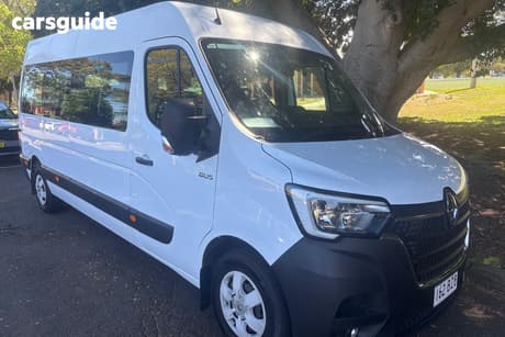 White 2021 Renault Master Commercial