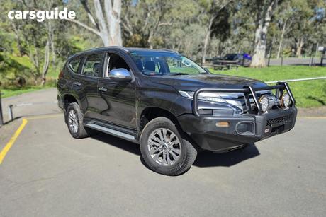 Grey 2023 Mitsubishi Pajero Sport Wagon Glx (4Wd) 5 Seat
