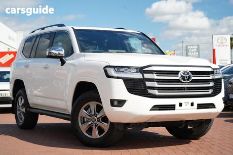 White 2026 Toyota Landcruiser Wagon Lc300 Sahara (4X4)