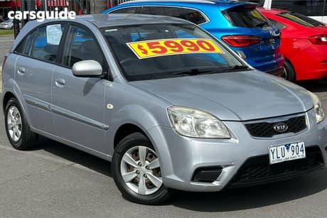 2011 Kia RIO Hatchback S