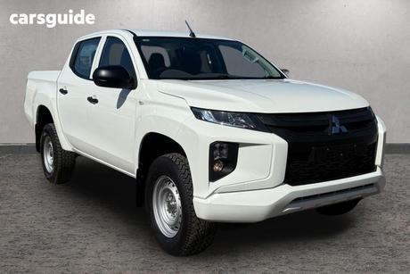 White 2022 Mitsubishi Triton Double Cab Pick Up Glx (4X4)