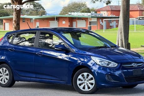 Blue 2016 Hyundai Accent Sedan Active