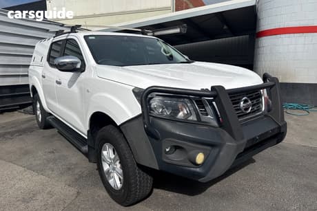 White 2019 Nissan Navara Dual Cab Pick-up St (4X4)