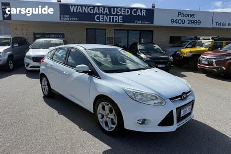 White 2013 Ford Focus Sedan Ambiente