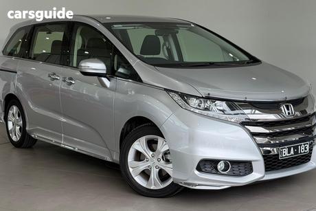 Silver 2019 Honda Odyssey Wagon Vti