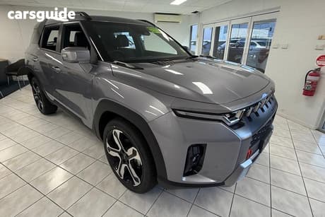 Silver 2026 KGM Torres SUV HYBRID K40 F