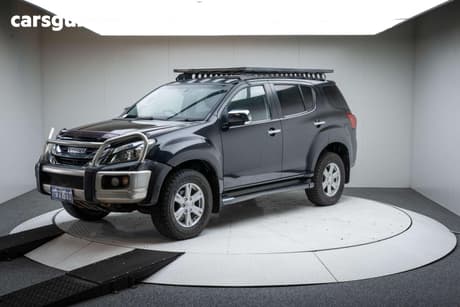 Black 2016 Isuzu MU-X Wagon Ls-T (4X4)