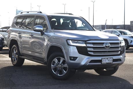 Silver 2024 Toyota Landcruiser Wagon Lc300 Sahara (4X4)