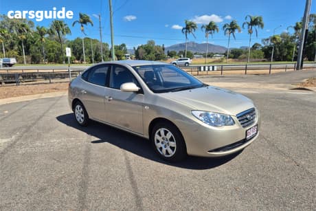 Beige 2007 Hyundai Elantra Sedan Slx