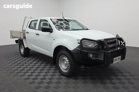 White 2022 Isuzu D-MAX Crew Cab Chassis Sx (4X4)