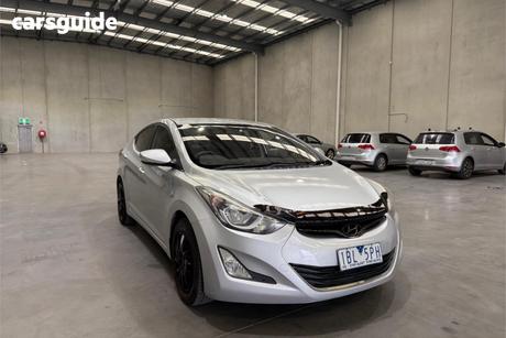 Silver 2013 Hyundai Elantra Sedan Active
