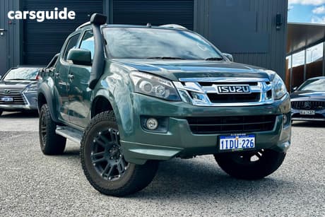 Green 2013 Isuzu D-MAX Crew Cab Utility Ls-M Hi-Ride (4X4)