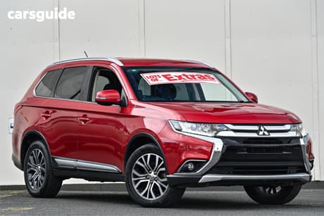 Red 2016 Mitsubishi Outlander Wagon Ls (4X2)