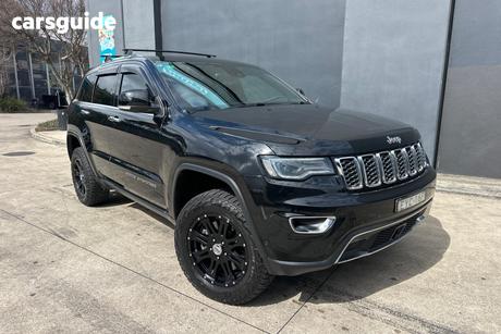 Black 2017 Jeep Grand Cherokee Wagon Limited (4X4)