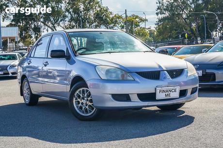 Silver 2005 Mitsubishi Lancer Sedan Es