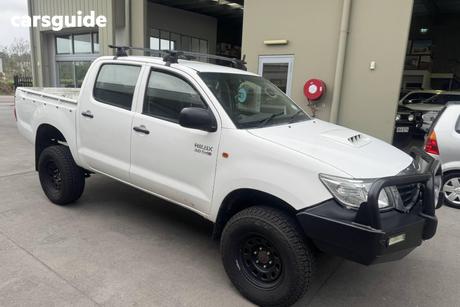 White 2011 Toyota Hilux Dual Cab Pick-up Sr (4X4)